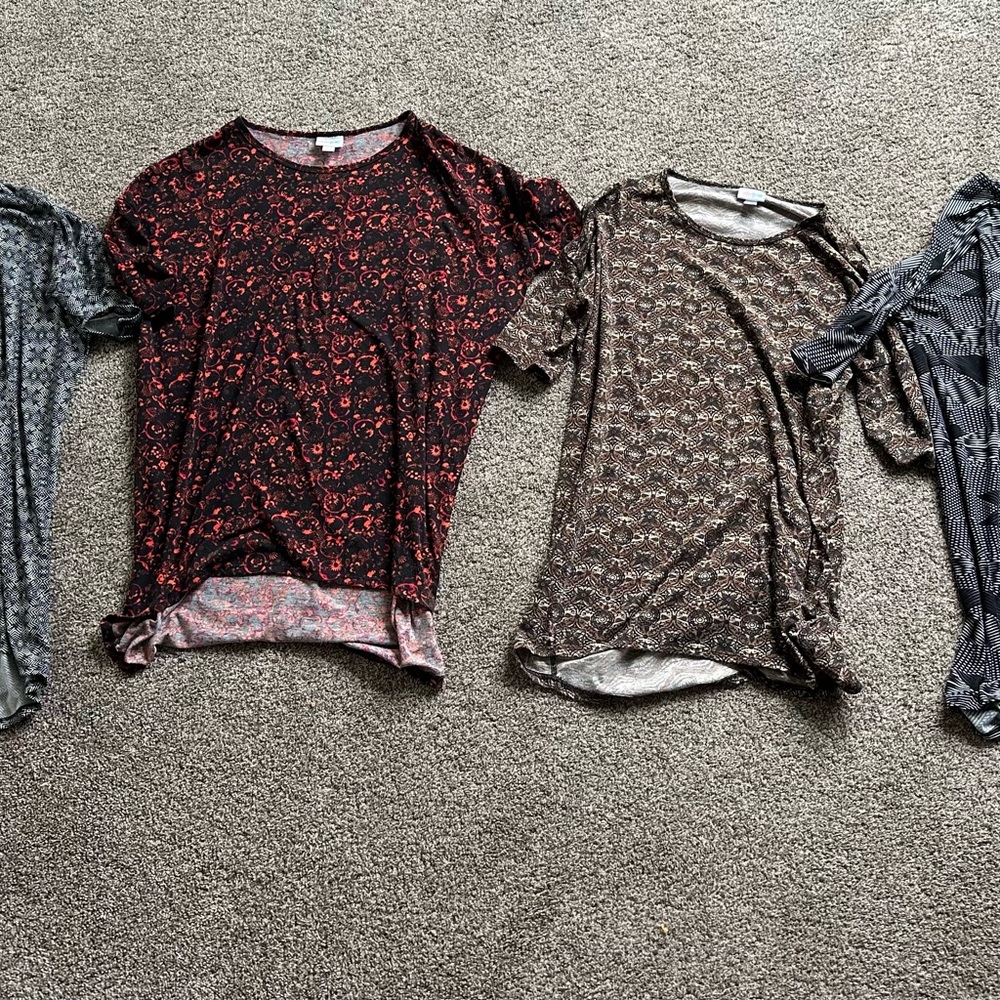 Patterned short sleeve LuLaRoe shirt lot- long fit Irma tops